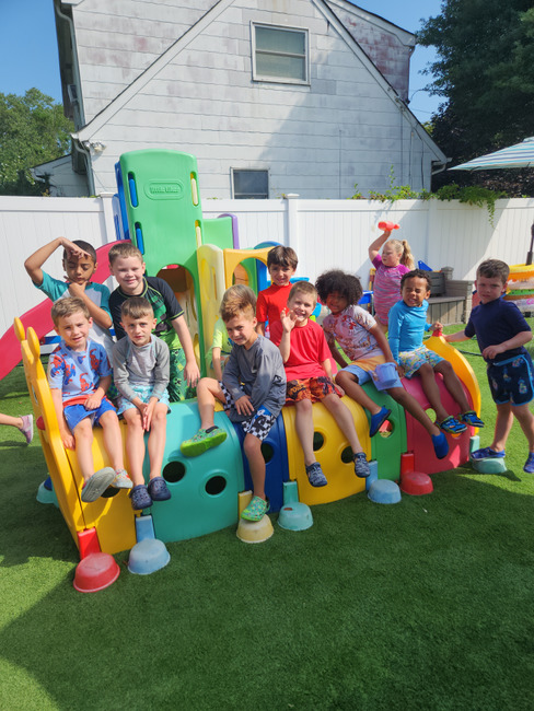 Pee Wee Folks photo - media images images 911 927 920 thumb 1648c520eb438ca2e24b1e046fd7d0fe